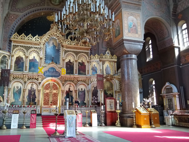 Uspensky Cathedral interior