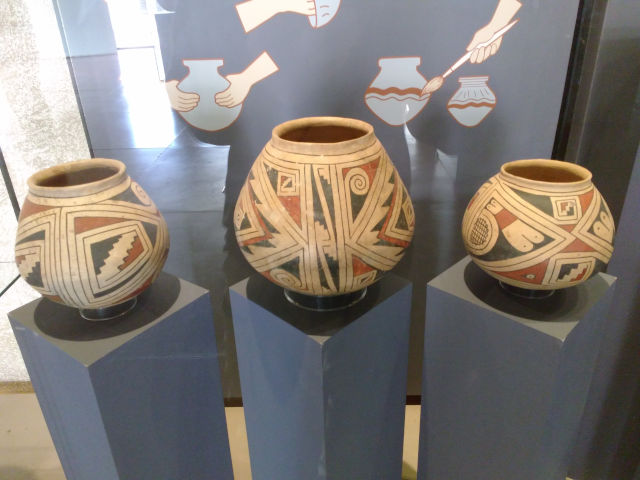 Pueblo pottery